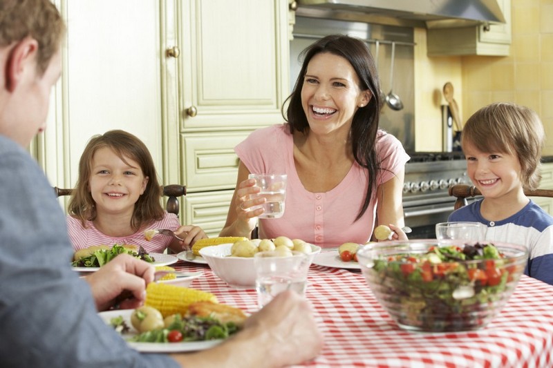 Пять правил семейного обеда