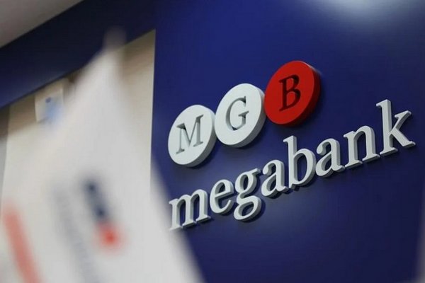 МЕГАБАНК: путь от категории проблемных до банкротства