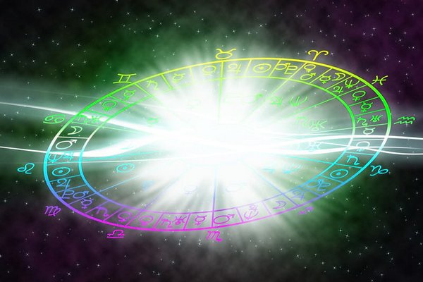 Астрологи определили главных долгожителей по гороскопу