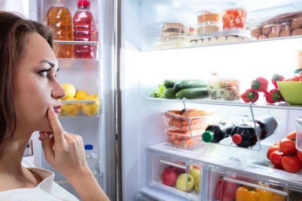 Как ухаживать за холодильником, чтобы сохранить свежесть в камере