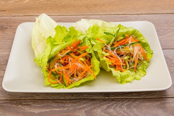 Вьетнамский салат с имбирем