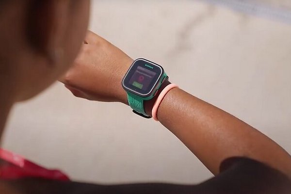 Garmin выпустил смарт-часы для детей с недетскими характеристиками