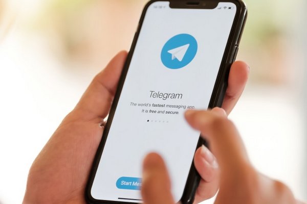 Эксперты назвали простой способ отключения функции слежки в Telegram