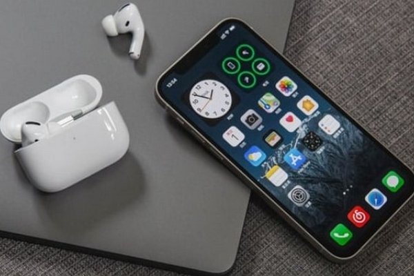 Apple выпустила обновление для iPhone: будет полезно для украинцев