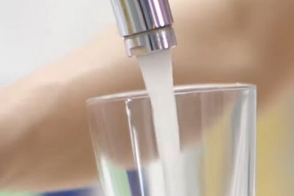 3 способа, которые помогут очистить воду в домашних условиях: без риска для здоровья