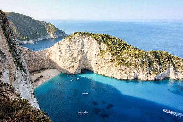Греция закроет для въезда знаменитый пляж на Закинтосе: причины