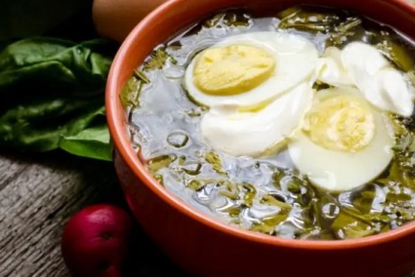 Один ингредиент улучшит мамин рецепт: готовим зеленый борщ со щавелем