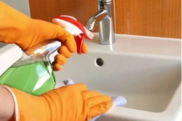 Как легко отмыть раковину: пошаговая инструкция