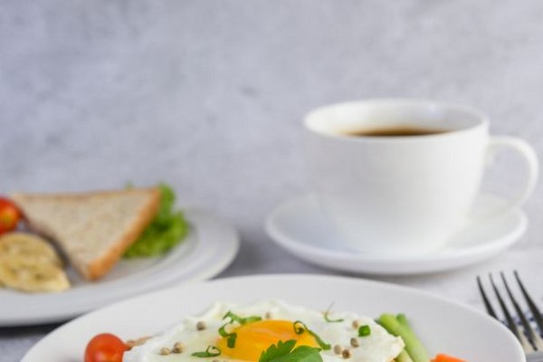 Диетолог назвала 5 лучших вариантов для завтрака, которые не вредят фигуре