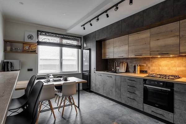 Тренди в дизайні кухонних стільців: оновлення вашого простору