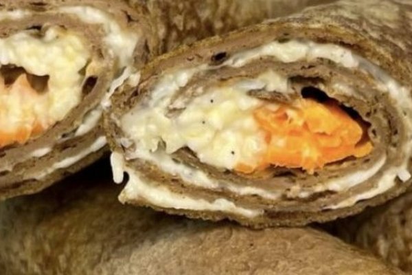 Теперь печень полюбят все: рецепт вкусных печеночных блинов с морковью по-корейски