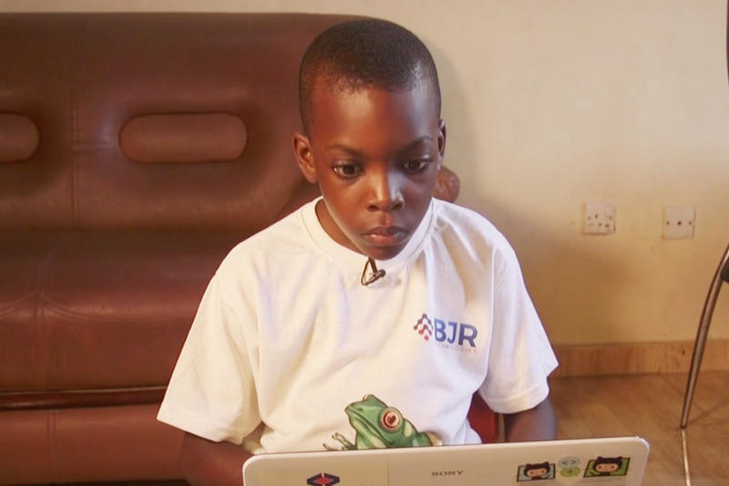 9-летний нигериец создал более 30 компьютерных игр