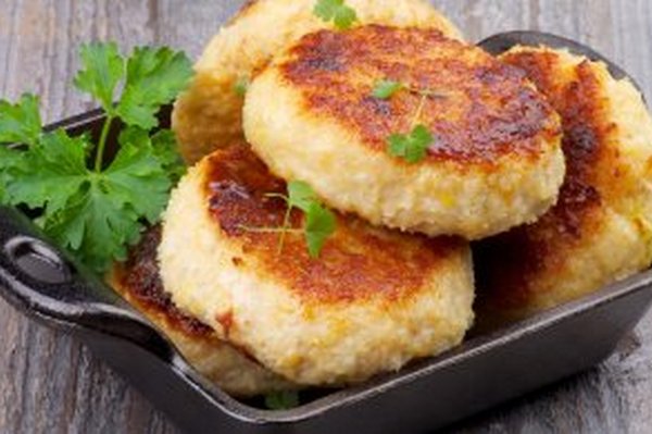 Клубничные Сырники: Рецепт Нежных Лакомств для Сладкого Завтрака