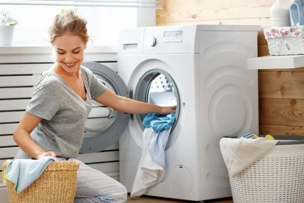 Секреты хозяек: Какая простая чистка продлит службу стиральной машинки
