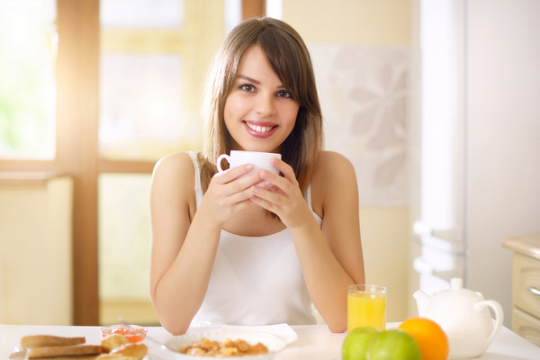 Витаминное утро: ягоды, апельсины и яйца для метаболизма и снижения давления