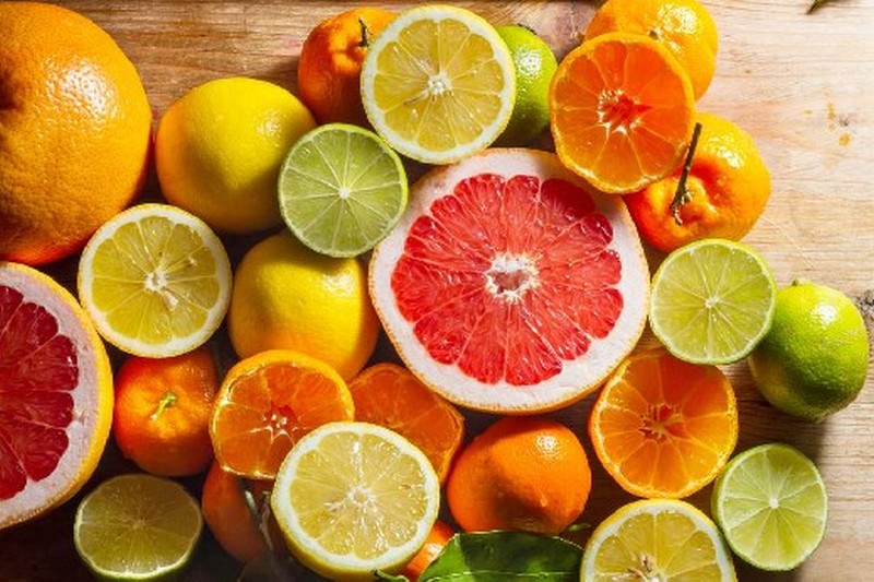 Медики назвали фрукты, замедляющие появление морщин