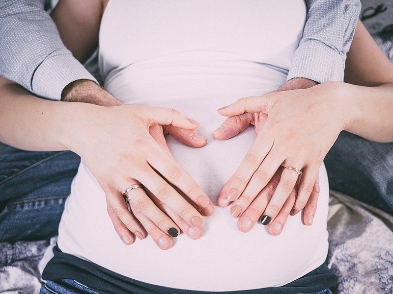 Как начинаются роды и как правильно рожать?