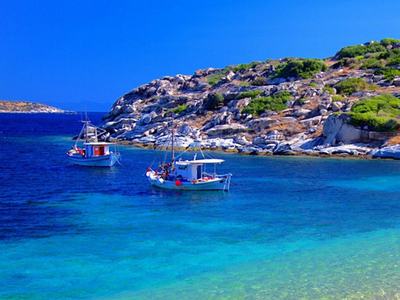Греция открылась для иностранных туристов: что их ждет
