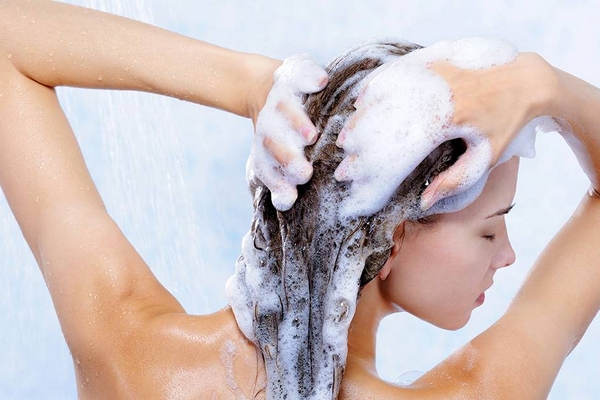 Как подобрать шампунь для чувствительной кожи головы