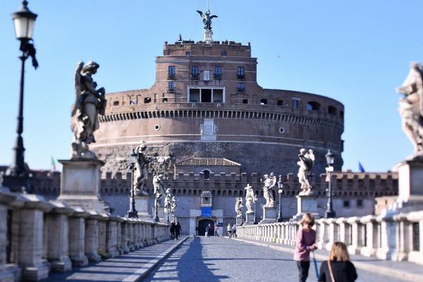Италия не будет впускать туристов до 2021 года
