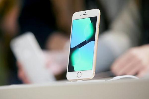 Эксперты назвали худшее время для покупки iPhone