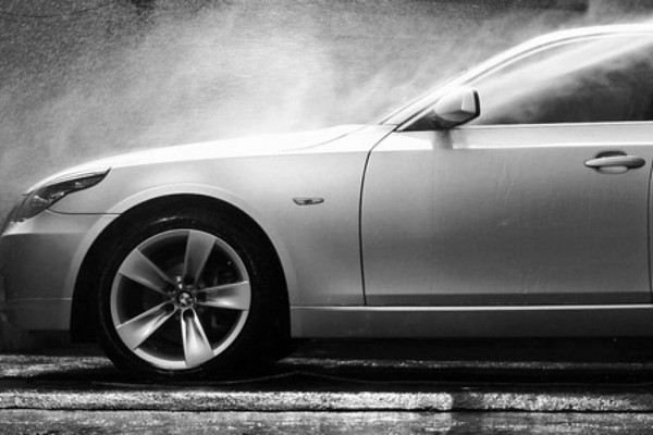 Как помыть автомобиль и сохранять его чистым