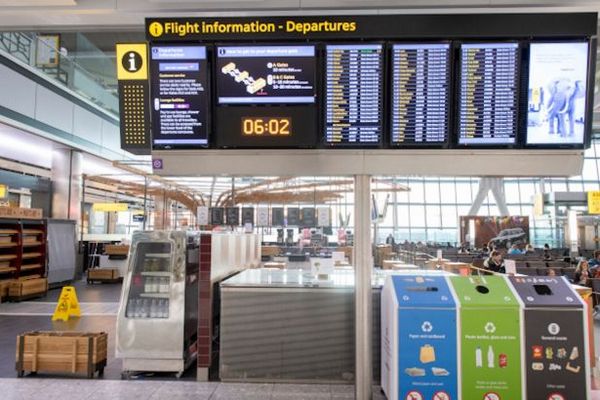 Швеция снимет запрет на рейсы из Британии, но будет требовать результат COVID-теста
