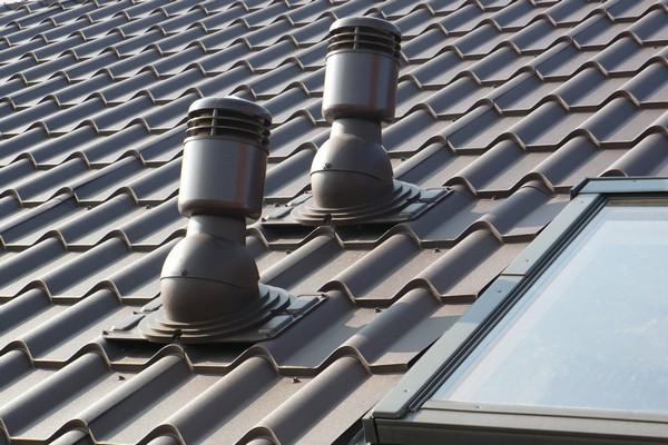 Вентиляция крыши – неотъемлемая часть обеспечения долговечности конструкций.