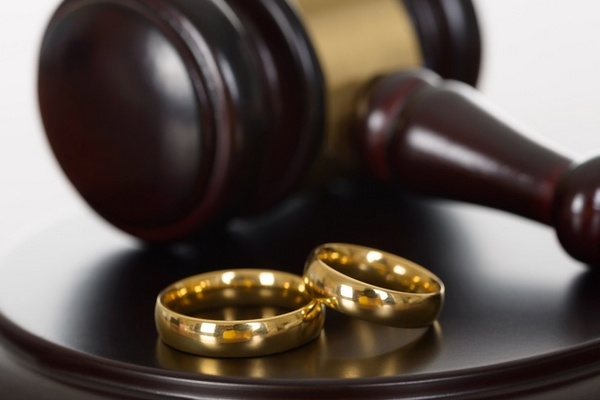 Расторжение брака в ЗАГСе и в суде