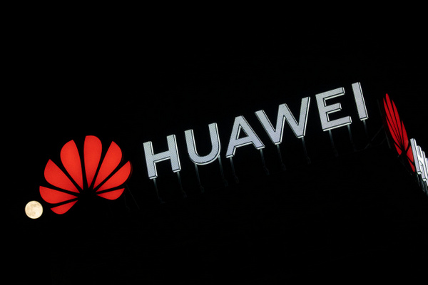 Huawei сделала вынужденную денежную выплату владельцам их смартфонов
