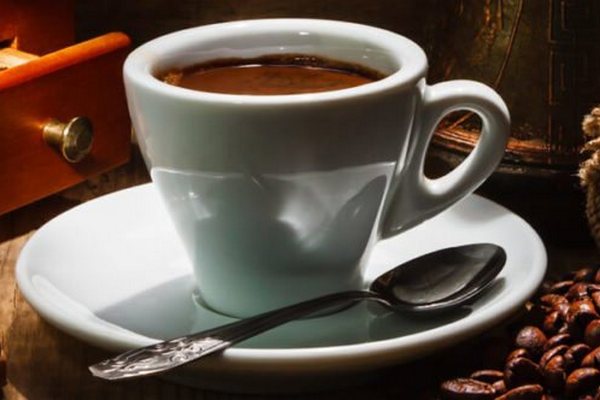 Как кофе помогает в работе кишечнику