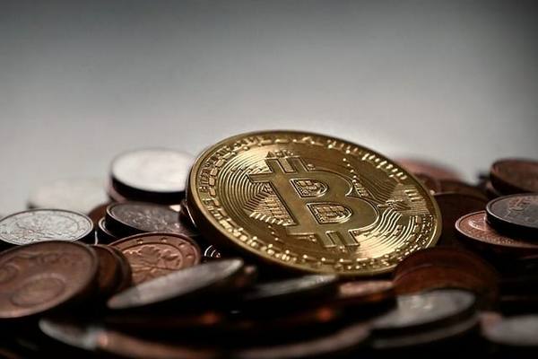 Эксперт назвал криптовалюту BitCoin финансовой пирамидой