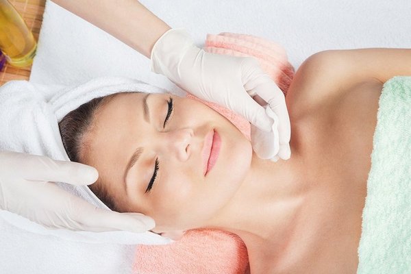 Последовательность процедур при чистке кожи лица