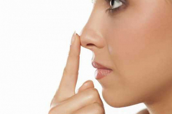 Препараты, влияющие на продукцию жидкости слизистой оболочкой носа