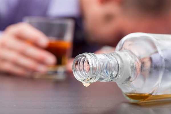 Вред употребления алкоголя: тяжелая форма интоксикации