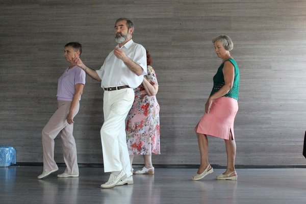 Польза танцев для пожилых людей