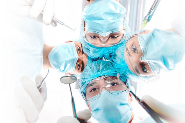 Хирургическая стоматология: услуги и особенности их оказания